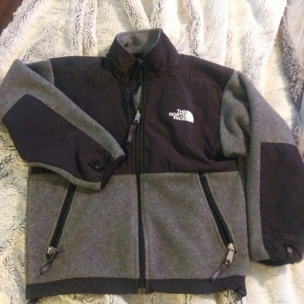 Boys size small north face jacket